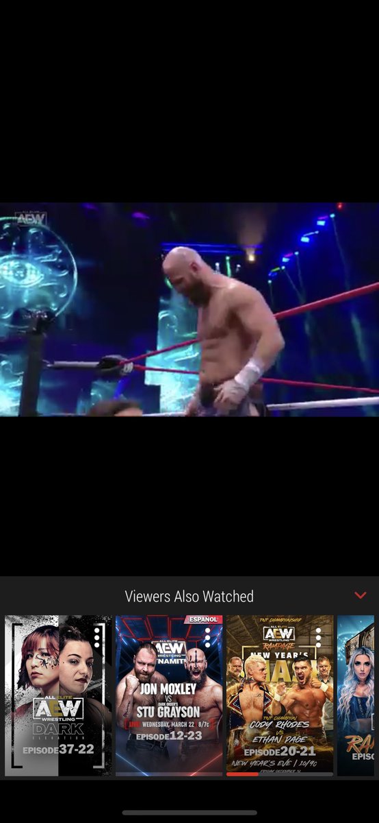 JasonWookiee's tweet photo. Who said your can’t watch #AEWDynamite while travelling back home over the ocean. https://t.co/d8FlQDF2ub