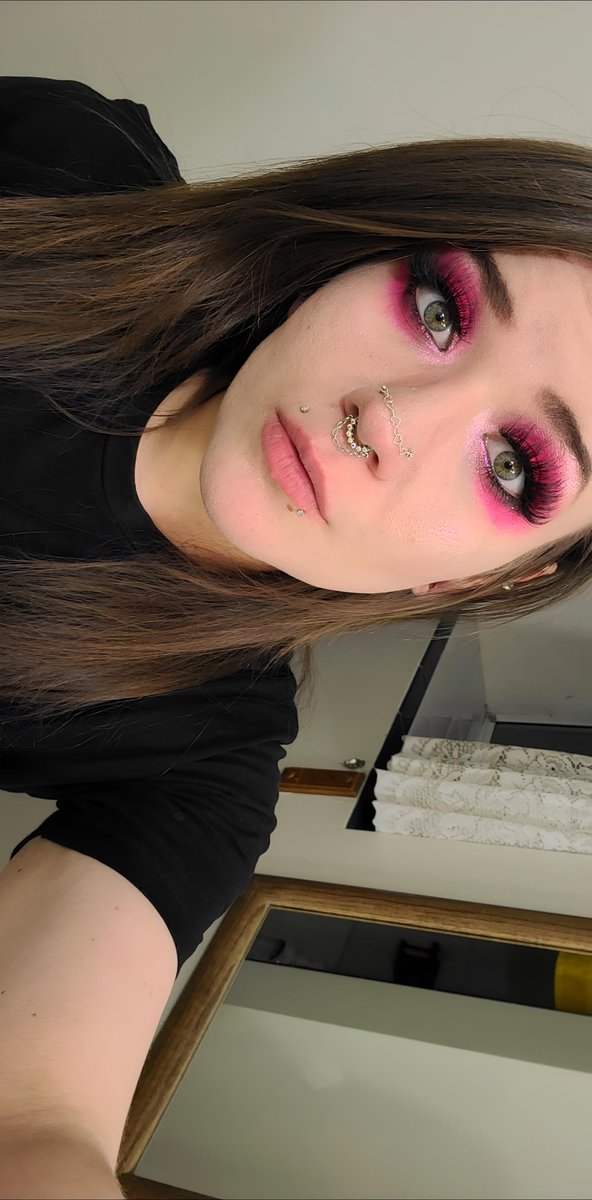 Placing a bet, my odds of you and me zero. 🩷🖤