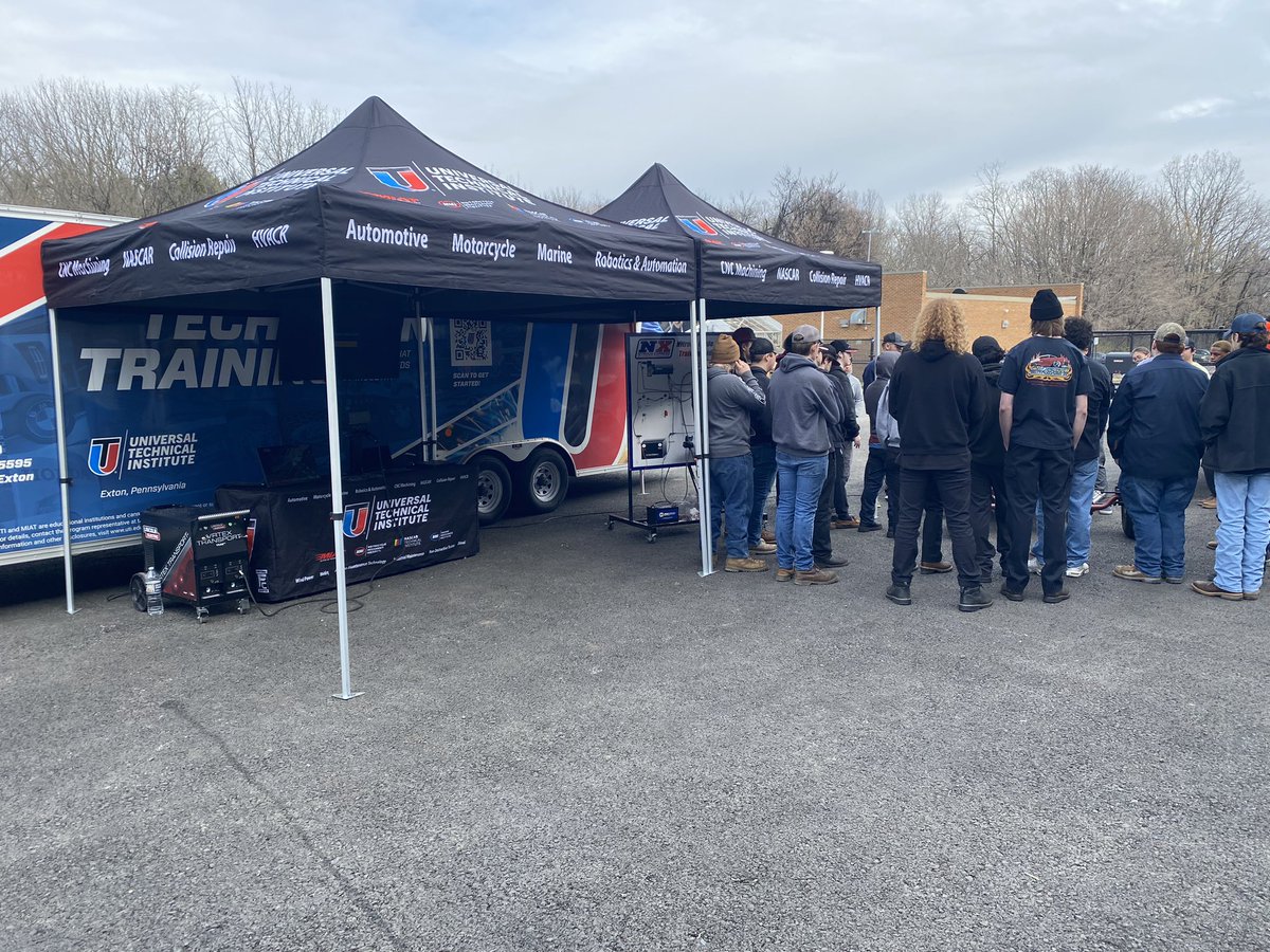 Robert Stike tweet media