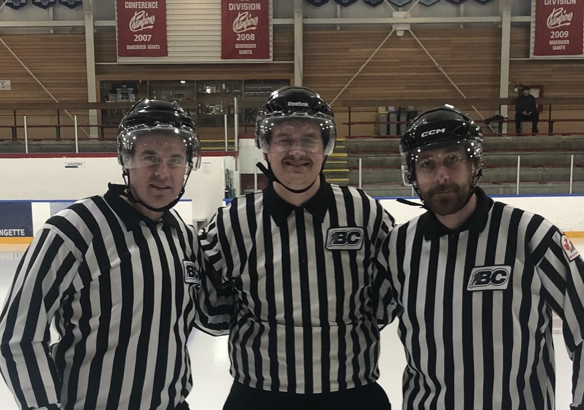 BCHockey_Refs's tweet photo. BCHockey 2023 U18 - T2 Championships in South Delta at Ladner Leisure Centre include this Bronze Medal trio of BCHockey Championship Officials; Chad Varhaug, Evan Hofer &amp; Andrew Starchuk https://t.co/hst2720T2x