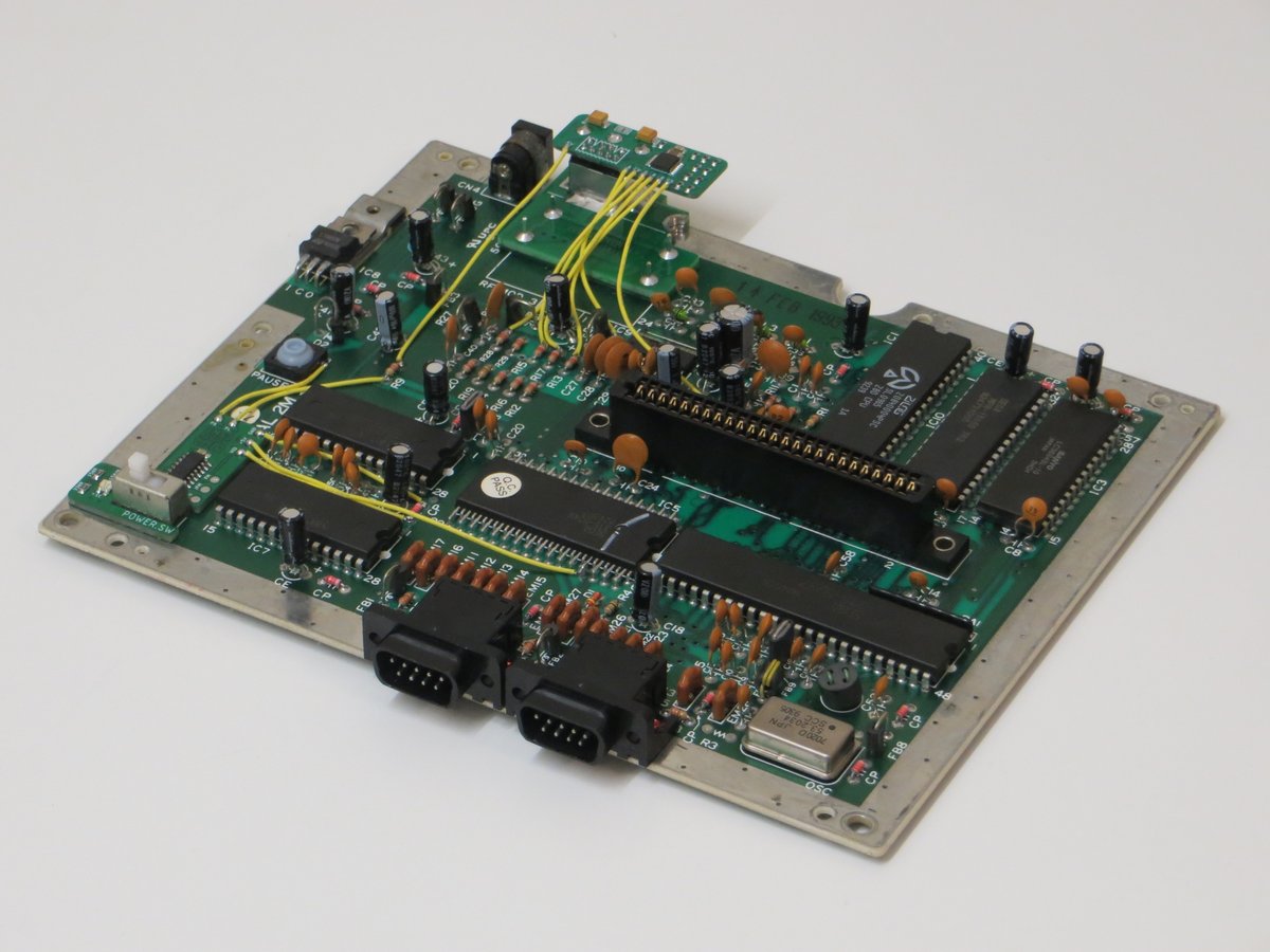 ConsoleMods's tweet image. Sega Master System 2 install is complete. Switchless region mod, LED, dual controller pause button, active RGB AV output connector, and a capacitor replacement. #segamastersystem #segamastersystem2 #mastersystem2