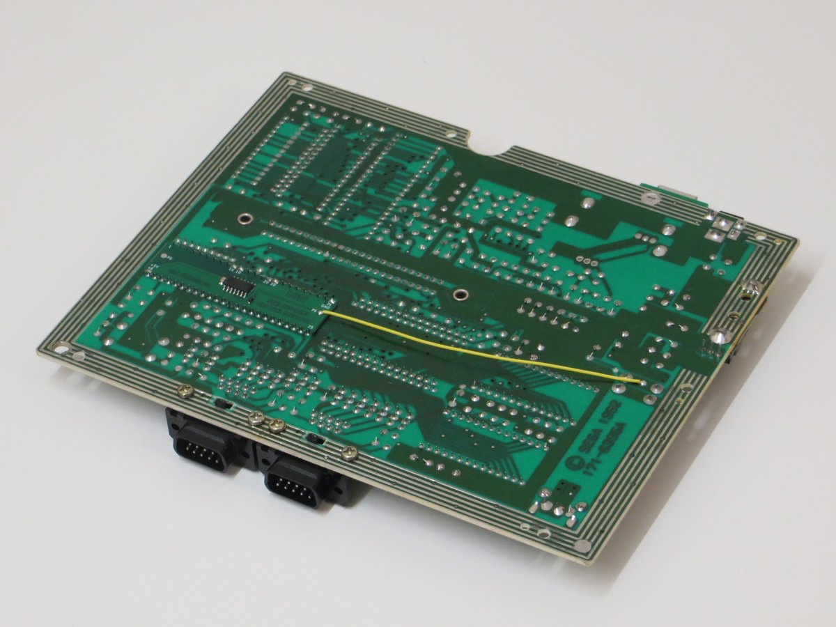 ConsoleMods's tweet image. Sega Master System 2 install is complete. Switchless region mod, LED, dual controller pause button, active RGB AV output connector, and a capacitor replacement. #segamastersystem #segamastersystem2 #mastersystem2