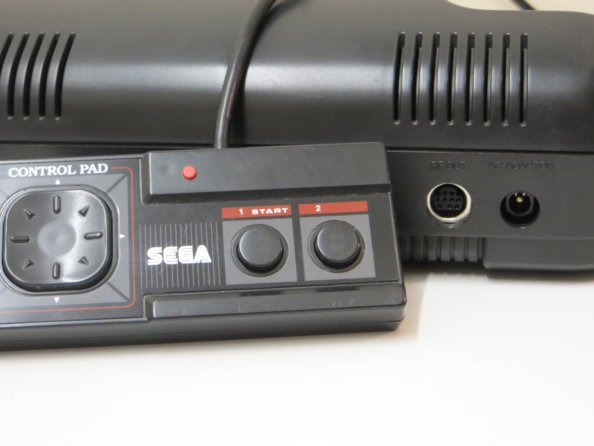 ConsoleMods's tweet image. Sega Master System 2 install is complete. Switchless region mod, LED, dual controller pause button, active RGB AV output connector, and a capacitor replacement. #segamastersystem #segamastersystem2 #mastersystem2