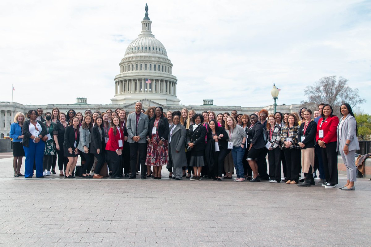 UA_SocialWork's tweet photo. 🐘 Thank you Dr. Anthony Estreet, @NASW CEO, for an incredible welcome in front of the United States Capitol! DC Fly-In has begun and we are ready to advocate!

#UASSW #SWinDC #Capstone2Capitol2023 #RollTide #ChangingTidesThroughSocialJustice #nasw https://t.co/BFudWka7Fl