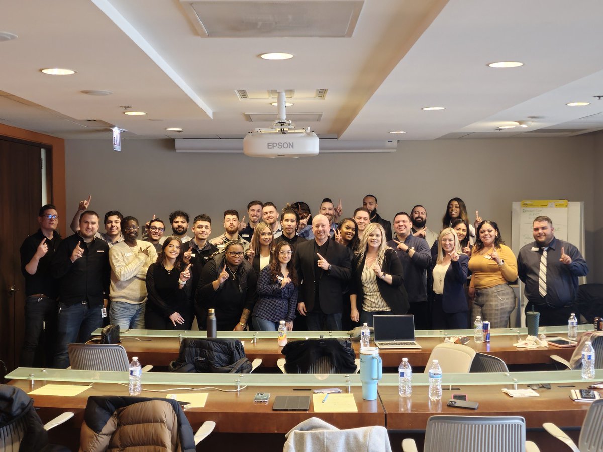 Alberto Hernandez tweet media