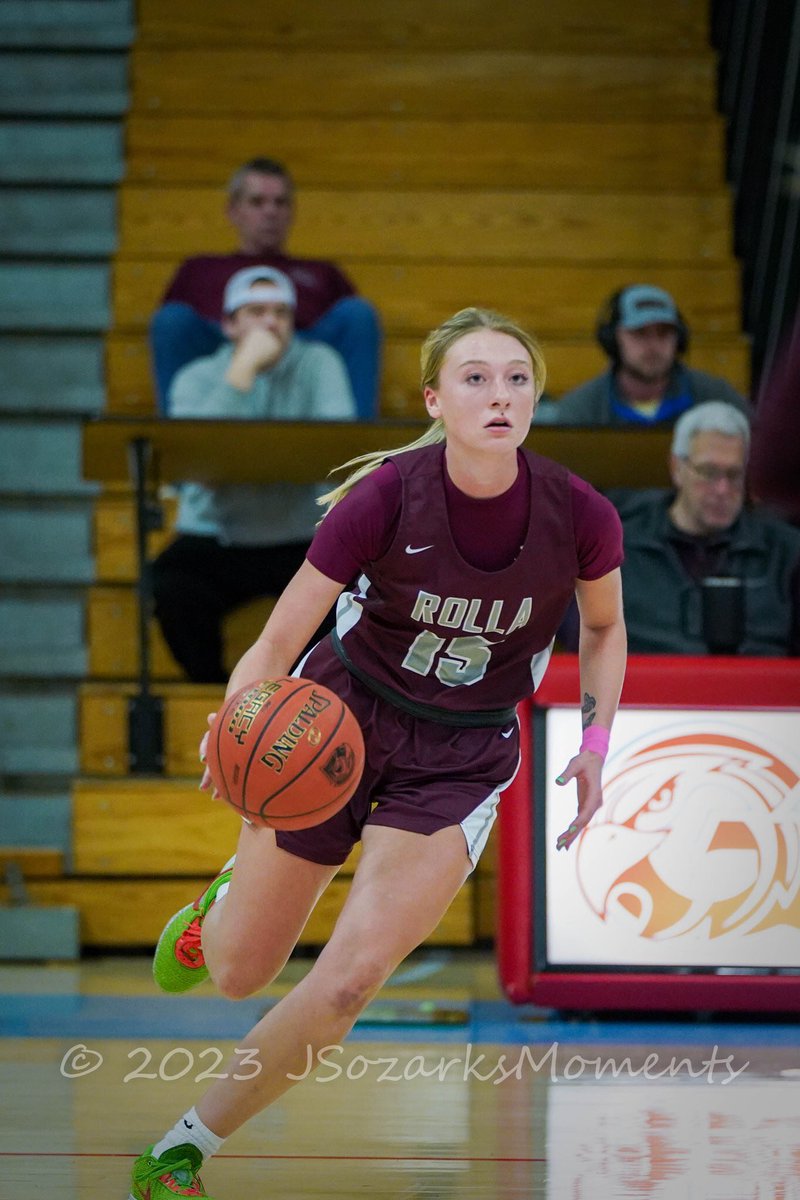Congratulations to Jr. Willow Gideon on her post season honors: 1st team All-Conference , All-District, Central Missouri All-District team, Class 5 All-State, KJEL All-Star 1,000pt club.