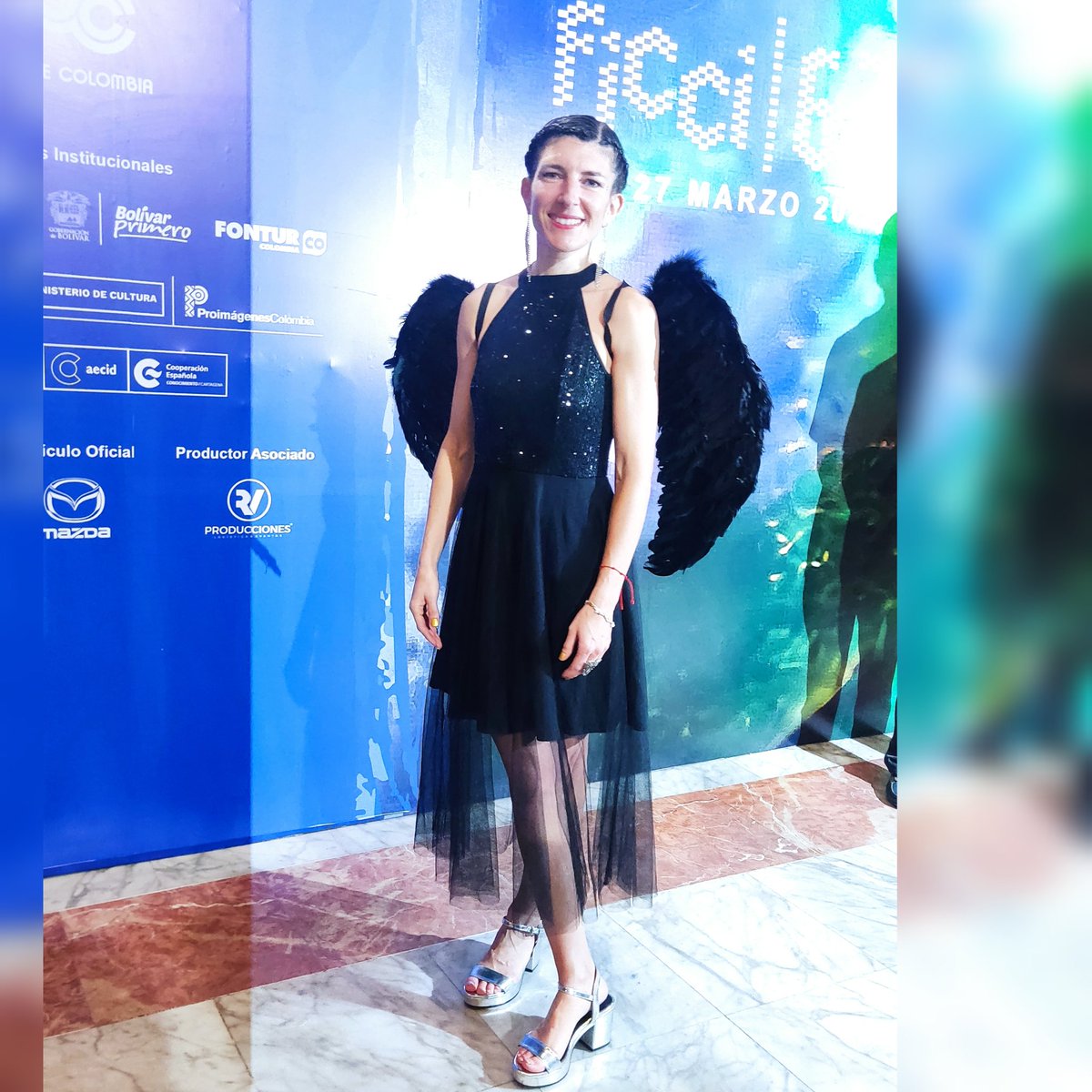 Josephine_LF_'s tweet photo. Noche de inauguración // Opening Night of the Cartagena International Film Festival @_FICCI_ , Latinamerica's oldest film festival #ficci #ficci62 #womeninfilm #femalefilmmakers #befreeandfly #selibreyvuela #soycris https://t.co/gda8i1xv9P