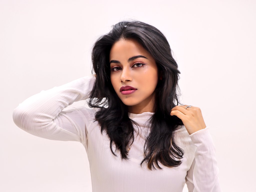 Hi everyone! I am preparing for my new music as a Solo Artist here with Beyond Ent. Korea &amp; Siete Music as the music promoter. I know you have been waiting for a very long time &amp; I am so grateful for all your love, support and patience! See you.... Coming soon.