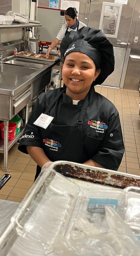 BLELancaster's tweet photo. Congratulations to @BLELancaster student Javayah Fernandez for winning first place with her stuffed baked potato at the @LancasterISD @sodexoUSA Future Chefs Competition. One judge said, “It was better than Pappadeux.” 🥇@LJohnson_CA53 @totstevenson @Bree3Broussard https://t.co/QJPRxPxUwC