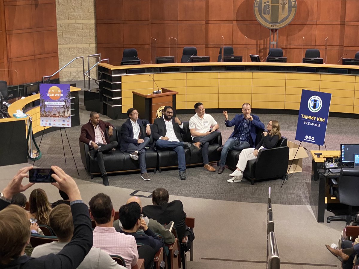 ArdiusTech's tweet image. @UscBruin on a panel talking about innovation and technology at #irvineTechWeek. Thank you @City_of_Irvine @PeopleSpaceOC, @OCTechHappyHour for hosting us.  We ❤️our community!