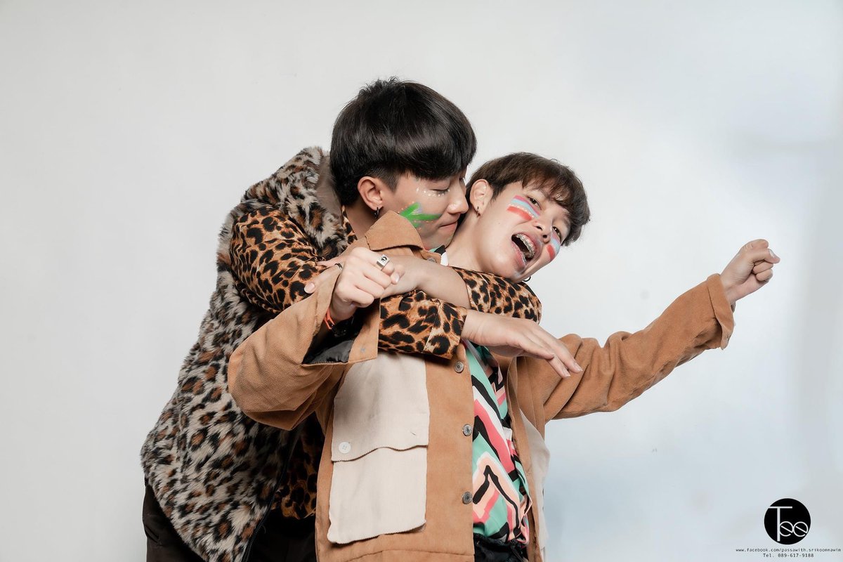Tukkatun_20's tweet photo. จากก้าวแรกถึงวันนี้มันไม่ง่าย แต่พวกหนูเก่งมากๆเลยน๊าา💛💚

 #รักนะต้าววาฬ_69ล้านวิว
#นุ๊กปาย #นุ๊กธนดล #ป๊ายปายโอริโอ้ https://t.co/zdj8Jsn8op
