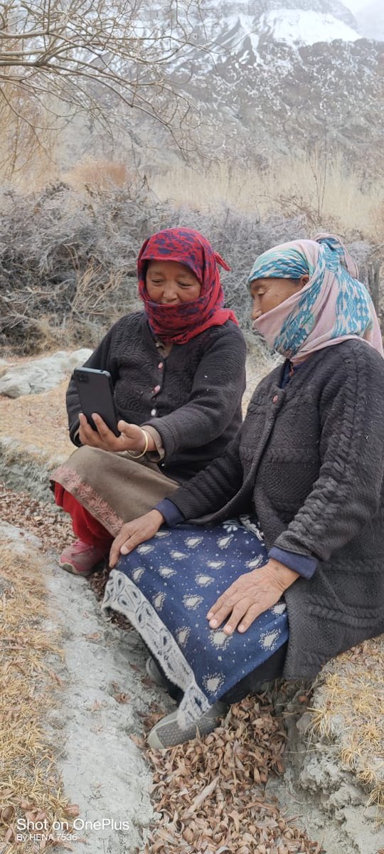 shubhos's tweet photo. SHGs in Ladakh watching a Women's Day program. Fitting rejoinder to Sonali Kulkarni's brain-dead insights on 'lazy women'.
#sonalikulkarni #gogetalife https://t.co/cZzU4tHxA1
