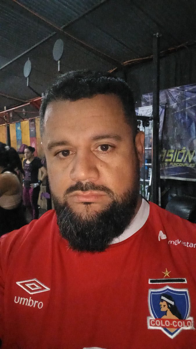 mauricio2707's tweet photo. Yo también quiero #SpamDeCuarentonas entrando al crossfit https://t.co/2BleN8uL5K