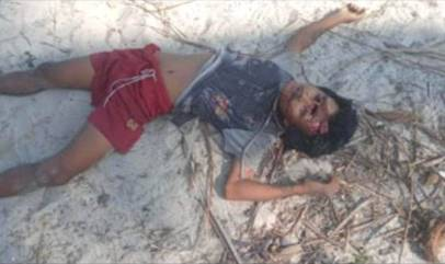 HURFOM's tweet photo. 1/4 HURFOM reporters network confirmed that an innocent local villager was shot and killed in Long Lon Township, Long Lon Township, #Dawei. Joint troops of the junta's battalions burned down more than a hundred houses in two villages. https://t.co/dFK7Jj8Nd1