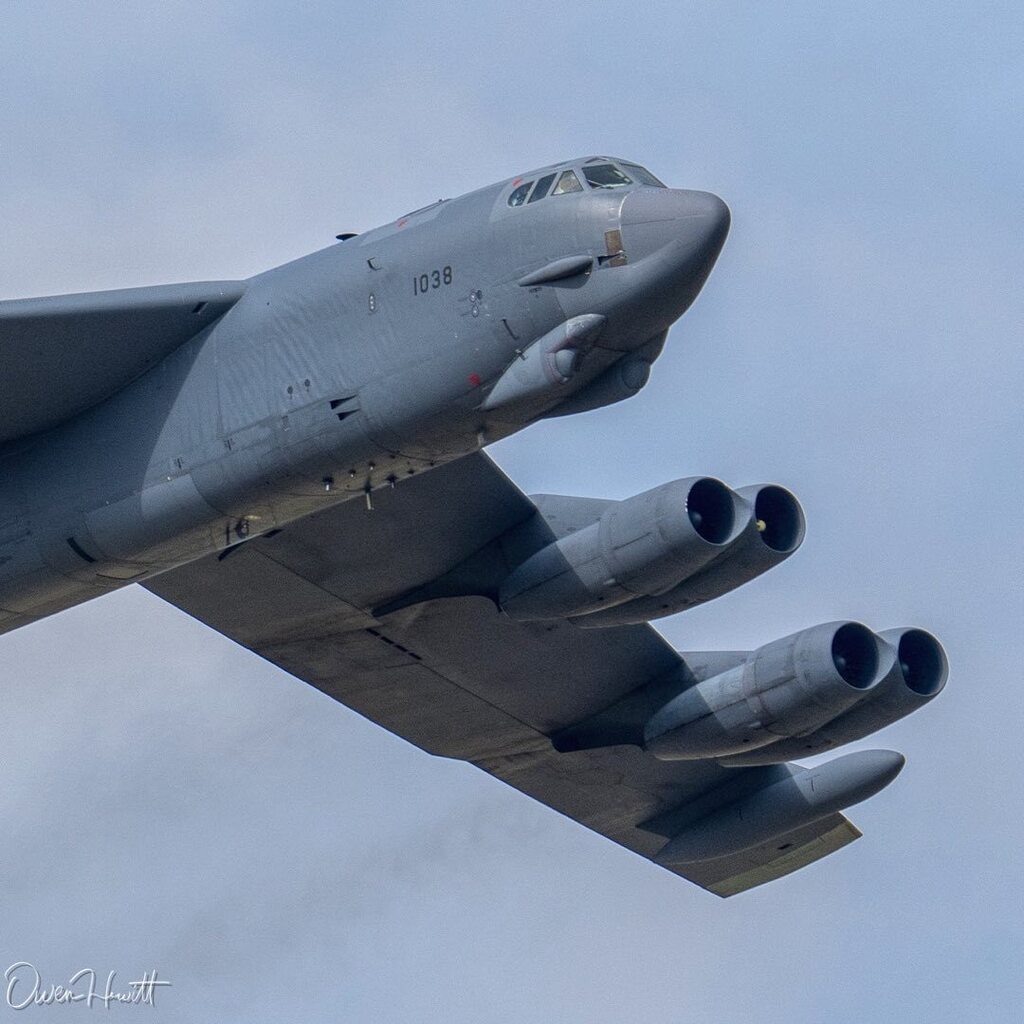 OwenAviation's tweet photo. When you hear that whine, you know what’s coming! @teambarksdale #b52
#overhead #whine #eight #bomber #60sstyle #era #bd #smoky #smokey #waterinjection #coldwar https://t.co/rz1yYSVQiG https://t.co/eCXdFGT9RU