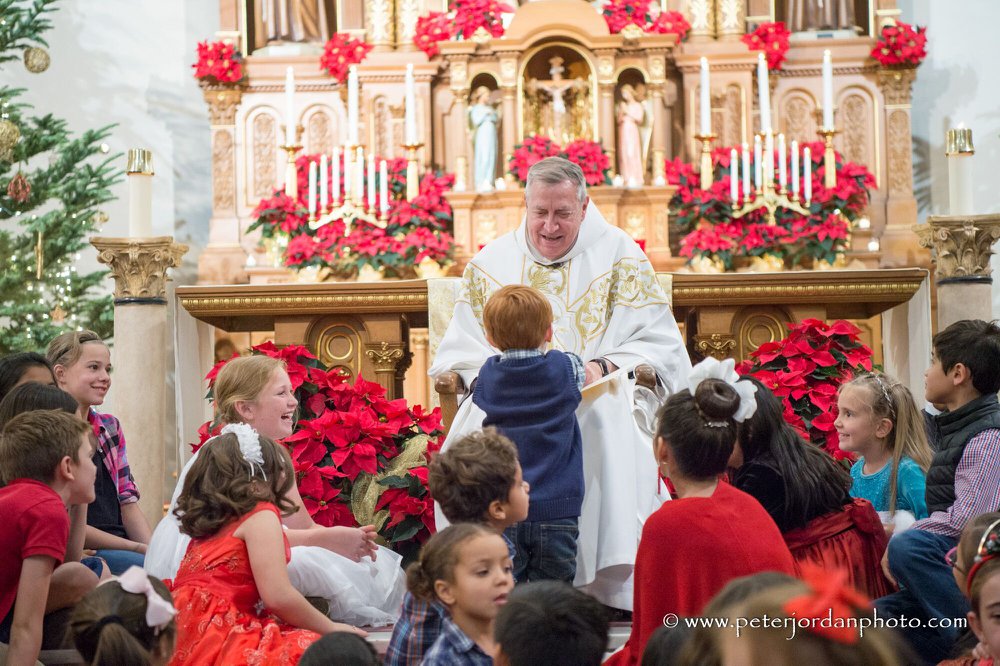 SMBasilica's tweet photo. Ten Ways to Promote a Culture of Family Spirituality. Suggestion Eight: Participate in the Sunday Mass with your children.  Demonstrate attention, reverence, and devotion. In quite ways teach your children how to show respect in the church enviornment. https://t.co/B2Bj3ILkwF