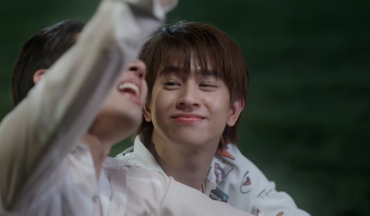 yjxyxs's tweet photo. I love them sm🥹😭❤️ #MVMakeaWish https://t.co/AOv7opbmj8