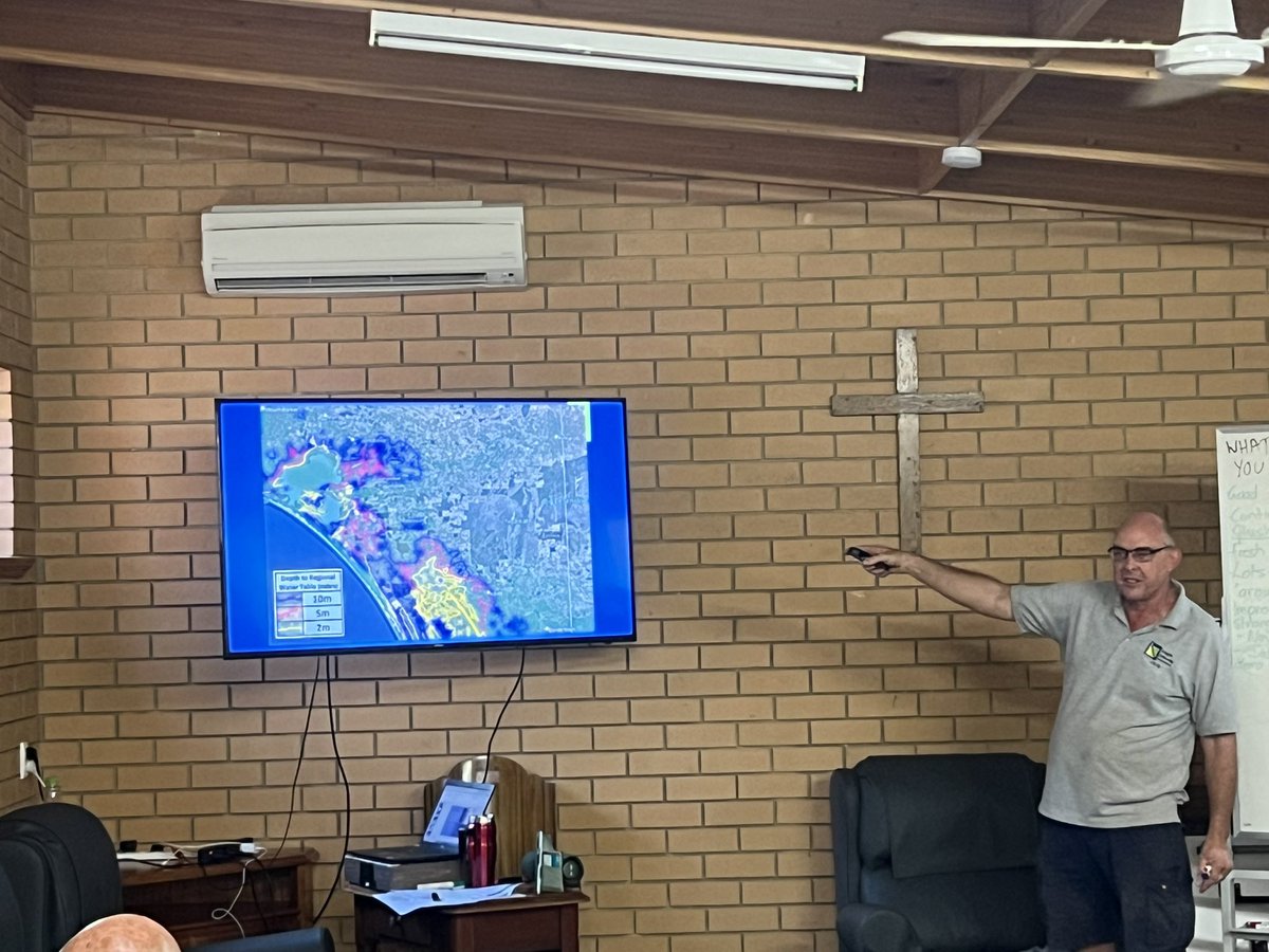 MsfMallee's tweet image. #Coomandook salinity update for growers has given key outcomes from sites with Facility Turner, growing safflower with @SAGrainTrust @Rhi_Schilling, Chris McDonough on Mallee seeps Decision tree. #msfprojects Implementing findings from different projects will benefit farmers.