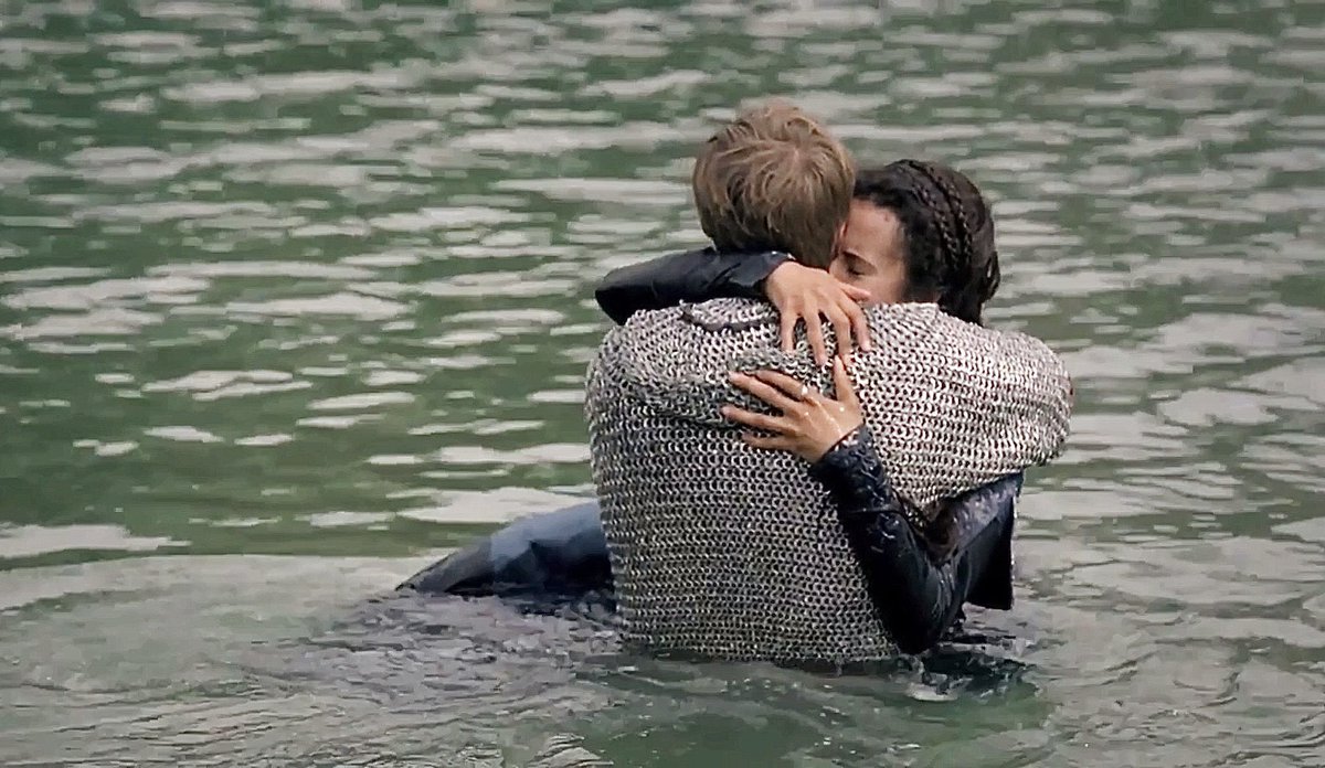 the fact that arthur just needed to remind gwen of the phrase “with all my heart” to break her from that spell means everything. it’s just so telling of how much she truly MEANT it when she said it. she wanted to be with him with all her heart, she loves him with all her heart