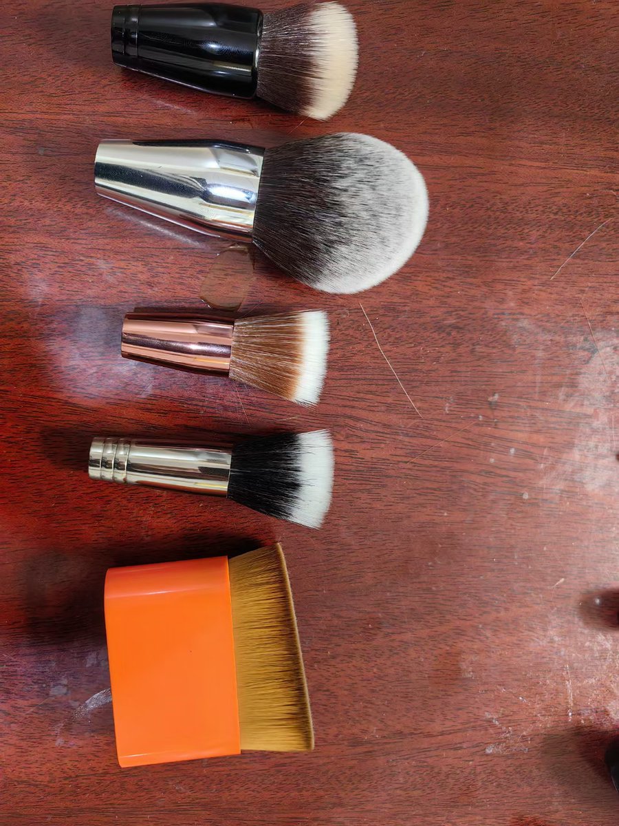 makeupbrushmill's tweet image. If you want to improve your make up brushes quality,pls kindly contact with us,Our factory have 16 years customized experiance for high end makeup brushes for many worldwide cosmetics brands
Customized Logo,Private Label
Vegan&amp;amp;Cruelty-free
Thank you
Wechat/WhatsApp:+8613231768661