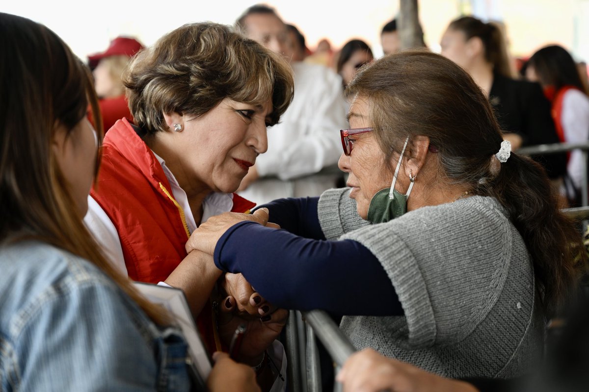 Orgullosamente soy impulsora de una nueva forma de pensar y de buscar una verdadera transformación, donde es fundamental escuchar siempre a la gente y más cuando tantos años han sido objeto de abandono y discriminación.
#MaestraDelfina #CambioEdoMex