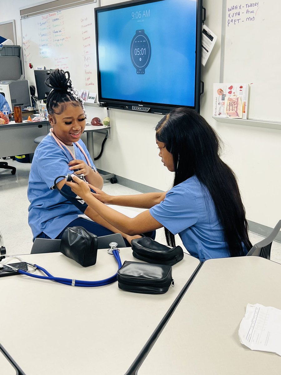 Howard Robinson tweet media