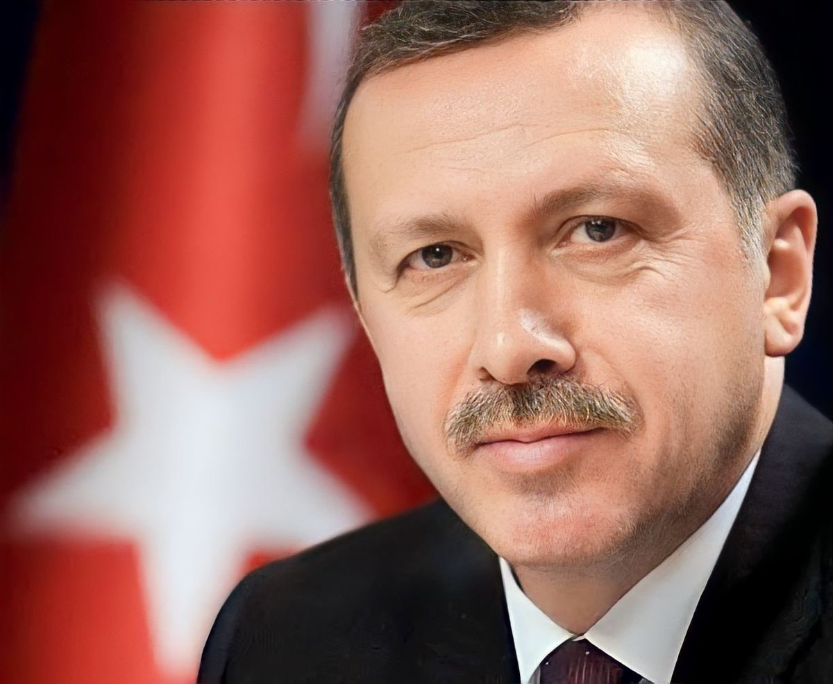 Bir DEVRİM in ayak sesleri;

En düşük emekli maaşının 7.500 liraya çekilmesi bir seçim yatırımı değil.

2 trilyonluk deprem maliyeti.

250 milyarlık EYT

150 milyarlık EYT Kıdem tazminat kredileri,

832 milyarlık vergi feragatı,

210 milyarlık yapılandırma,

2-32 milyarlık KYK
