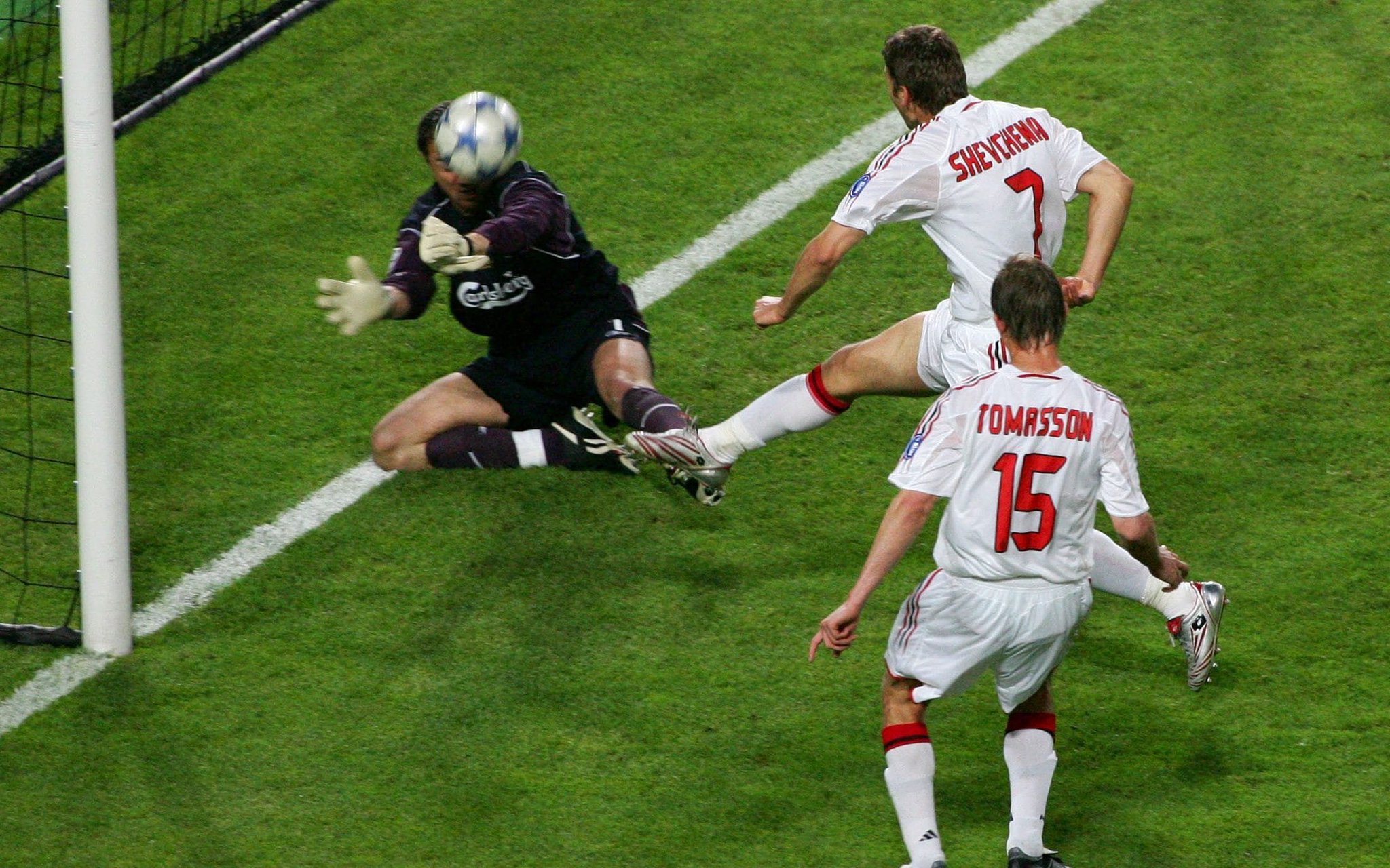 Happy Birthday Jerzy Dudek I still have no idea how you saved this Thanks for the memories  