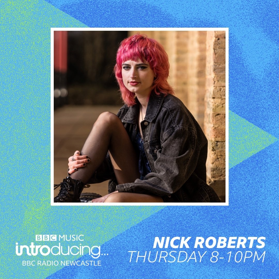 TUNE IN TONIGHT 🔥 8pm on <a href="/bbcnewcastle/">BBC Sport Tyne & Wear</a> to hear the first ever spin of our new single RED LINES on <a href="/bbcintroducing/">BBC Music Introducing</a> 💗

Listen here: bbc.co.uk/programmes/p09…

#IntroNE 
<a href="/BBCIntroNE/">BBC Music Introducing in the North East</a> 
<a href="/nickyrob/">nick roberts</a> 
<a href="/rebeccarosecook/">B E C C A</a>