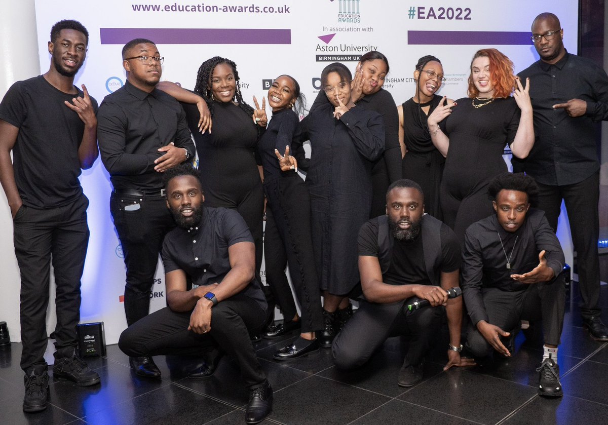IMPORTANT PERSONAL MESSAGE! 🧵 

Over the last 20 years <a href="/AstonPAA/">AstonPerformingArtsA</a> Aston Performing Arts Academy (APAA) has been actively working in the community committed to empowering the lives of young people and children through creative and performing arts.