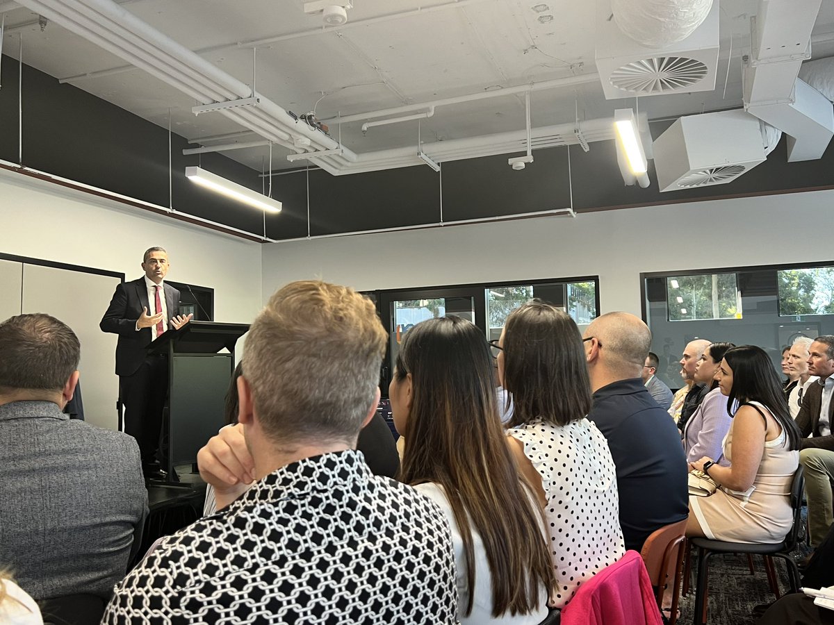 Wendy Perry tweet media