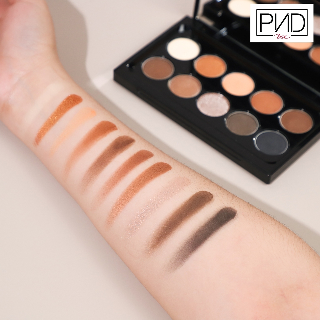 BscCosmetology's tweet image. อัพลุคสาวมั่น💛 ใหม่! "Front Row Eye Palette Collection" Vanguard โทนสีน้ำตาลทอง มีให้เลือกถึง 10 สี ทั้งชิมเมอร์และสีด้าน ให้ดวงตาดูฉ่ำโกลว์แบบตัวแม่แถวหน้า

ราคาเพียง 990.- 
📌ซื้อสินค้าได้ที่เคาน์เตอร์ BSC Cosmetology ในห้างสรรพสินค้าชั้นนำ

#BSCCosmetology #PNDBYBSC #FrontRow