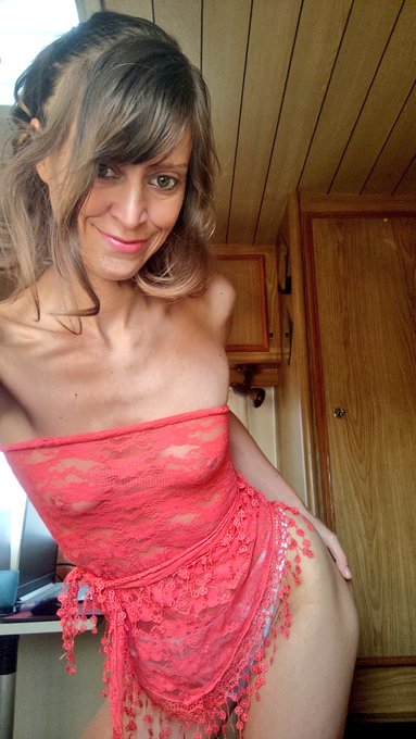 Buongiorno buon #gioved&igrave;gnocca # nuovo video presto in uscita🔥🔥🔥 non te lo perder&eacute; seguimi qua e gratis<a href="/tag/gioved%C3%ACgnocca"class="tags">#gioved&igrave;gnocca</a>