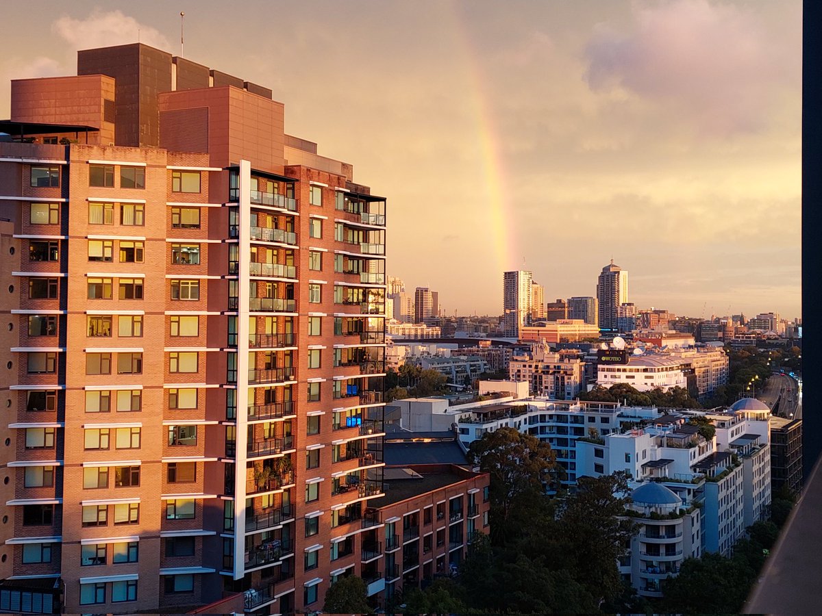 Amazing  🌈 arching over Sydney tonight with reflected setting sun.