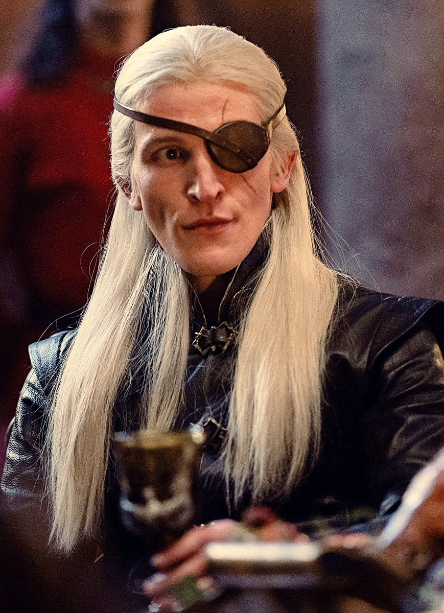 MistletoeSprite's tweet image. #threethingsthursday 😍

Howling winds have been keeping me awake - I'll be snoozing in the filing cabinets if anyone wants me🙈

Just a couple more days 💋