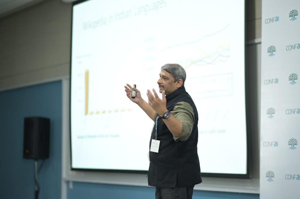 PlakshaUniv's tweet photo. #ConfAI
Generating Encyclopaedic Content in Indian Languages
Dr @devvarma @iiit_hyderabad rallied the need for harnessing Wikimedia ecosystem for content in Indic languages using #ML models, with need for bias detection, citation based fact verification, notability detection. https://t.co/uObvhlvNDT