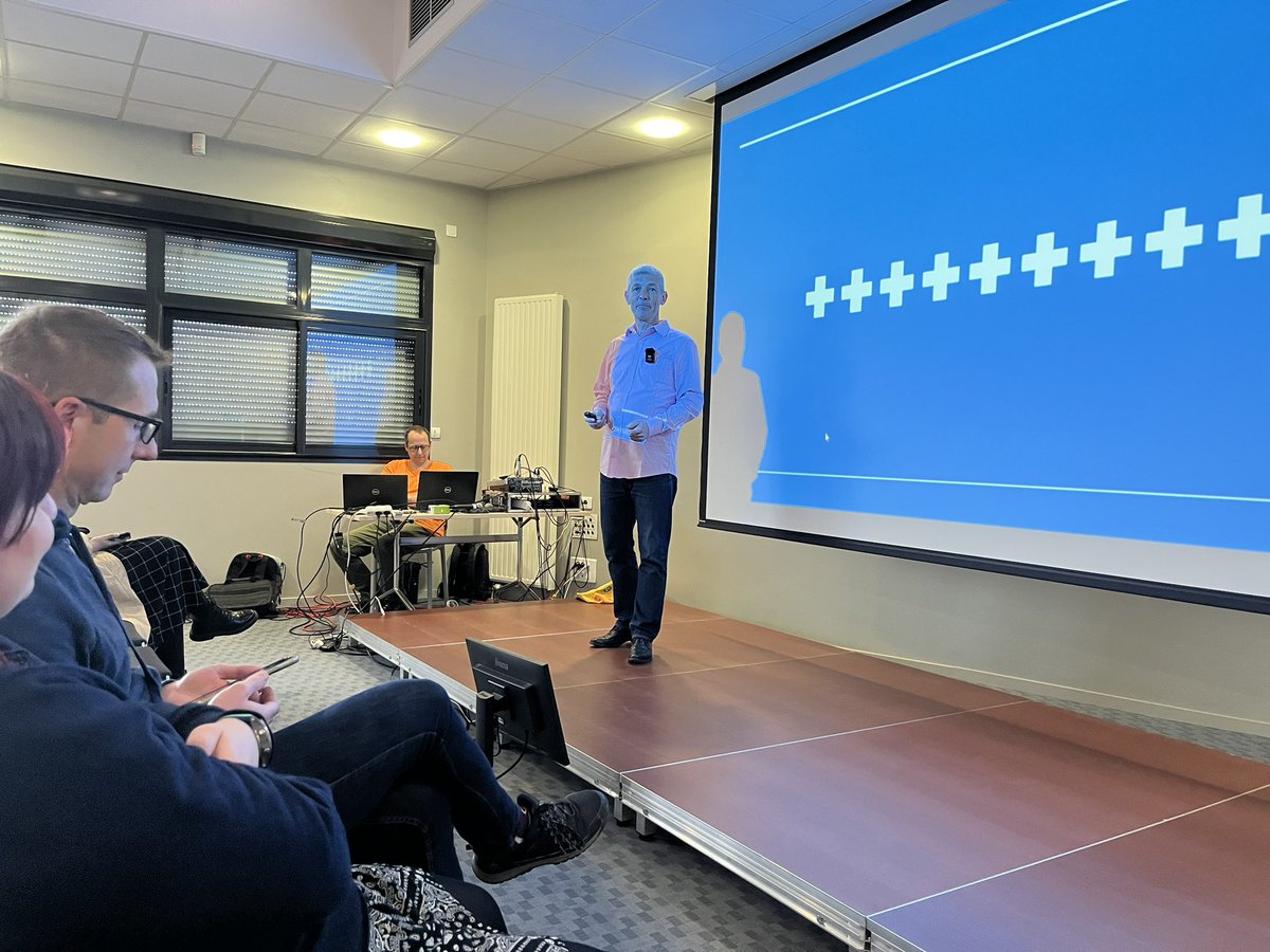 Alexandre BOUTIN (@agilex) on Twitter photo Quand la journée démarre avec <a href="/alexismonville/">Alexis Monville</a> à <a href="/AgileNiort/">Agile Niort</a> … tu sais que cela va être une très bonne journée 🤩 Quand la journée démarre avec <a href="/alexismonville/">Alexis Monville</a> à <a href="/AgileNiort/">Agile Niort</a> … tu sais que cela va être une très bonne journée 🤩