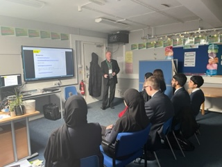 derbyhighbury's tweet photo. Learning about Apprenticeships with the help of @MPloySolutions
A successful day of presentations and Q&A sessions at The Derby High School for some of our Year 11 students.
#post16pathways #projectme #careergoals https://t.co/Vc6RK7u1XG
