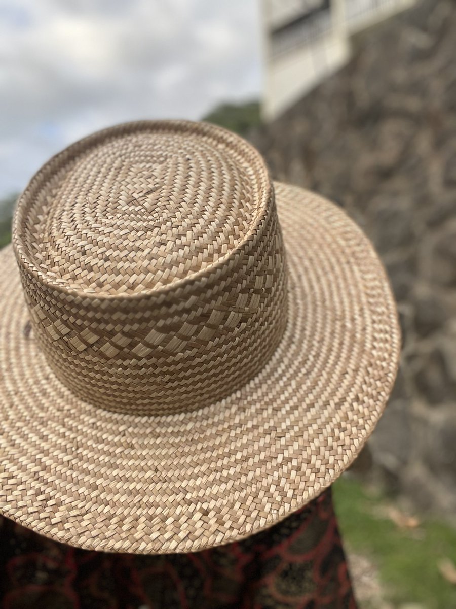 DillonAncheta's tweet photo. Got my very first authentic pāpale 🤎🤍 I loveeeeee👒 

Mahalo to my dear friend and master weaving kumu Kaʻeo Izon for this work of art. #MerrieMonarchDasWhy https://t.co/czdTUIM55i