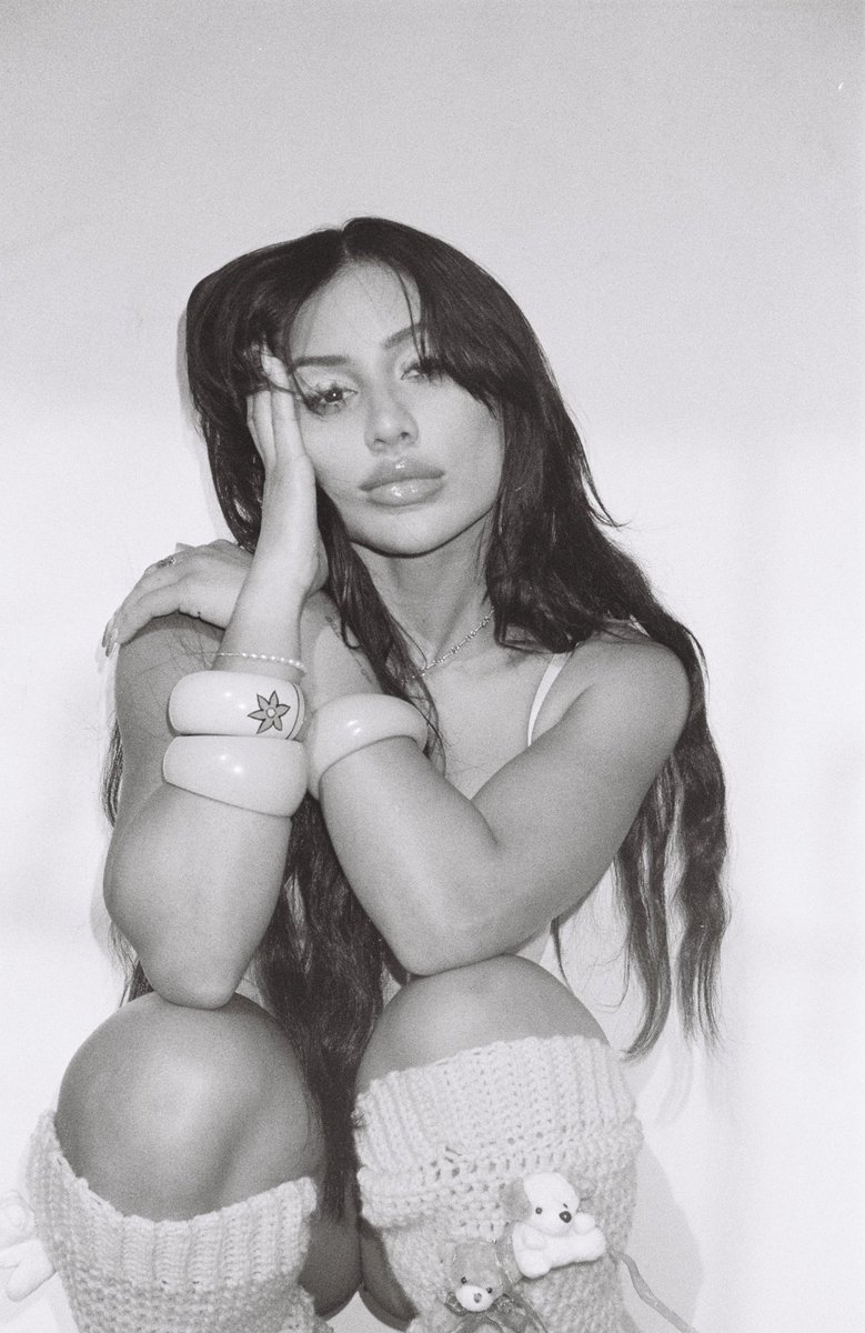 casie wndl tweet media