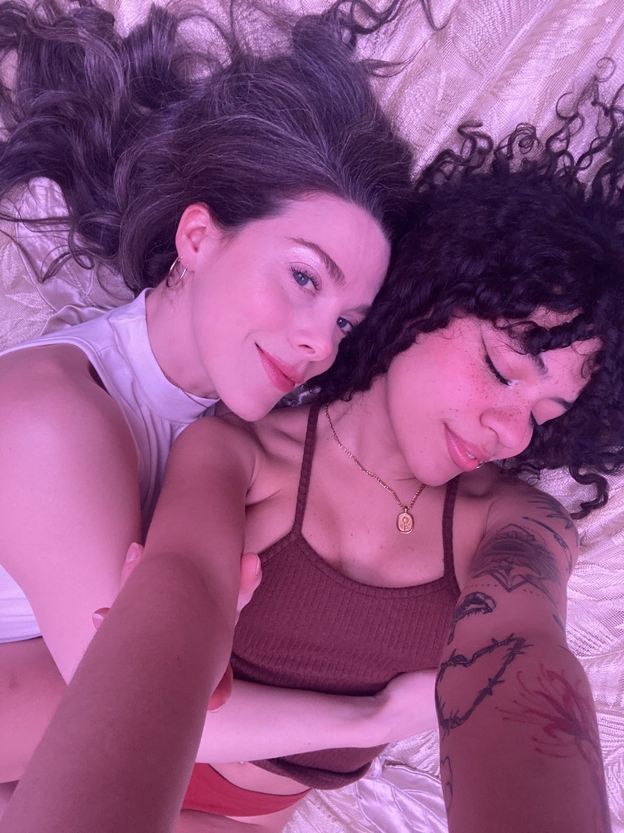 mari on Twitter: "spent the day adoring @Vauntastic today 💘"