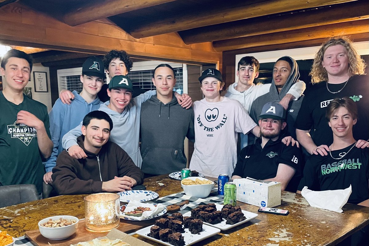 Trojan_Baseball's tweet photo. Trojans team dinner #2. Thank you to Lynn Olson @whatlynniesaid and Zeb Olson @Zebhawkfan for hosting tonight. Trojans take on Kentridge tomorrow @ 7pm at Auburn. See ya at the ball field! https://t.co/xZjFUJ4GZ7