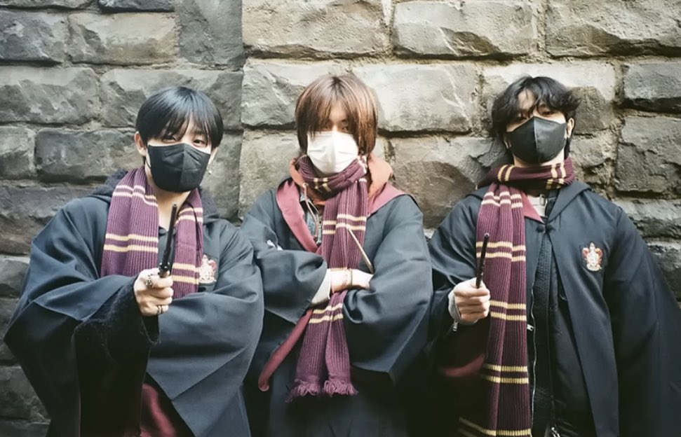 Fr4Hdi7aQAESR0I?format=jpg&name=medium