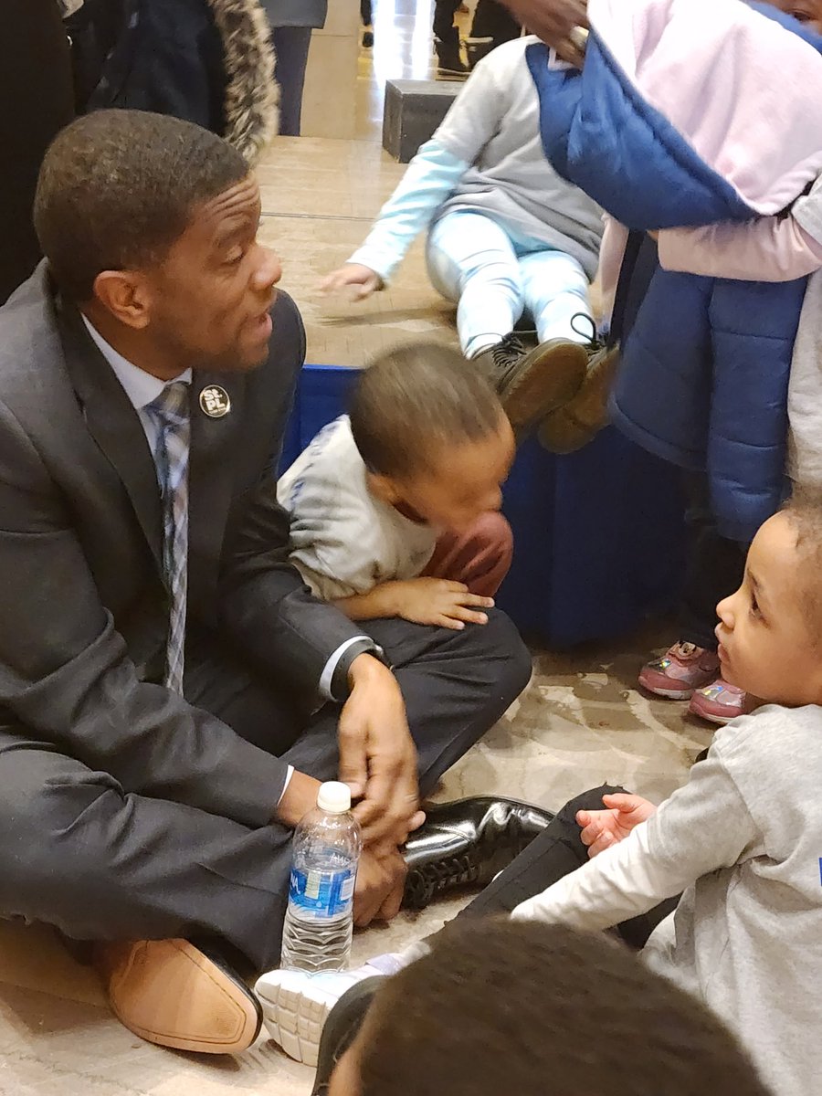 AmyRamaker's tweet photo. This leader got on their level, stayed on their level and engaged with the tiny humans FOREVER! He cares and it shows. They engaged because he engaged and made the space safe for them. GREAT job Mr. Mayor! 💯🥳 #GreatStartMN #mnleg #AllInForOurKids #OurMostImportantMNCitizens https://t.co/7ZLqfxsp8Z