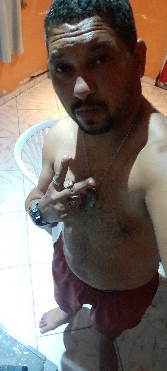PutinhoXY's tweet photo. Márcio Gabriel https://t.co/hpu63JTEEJ