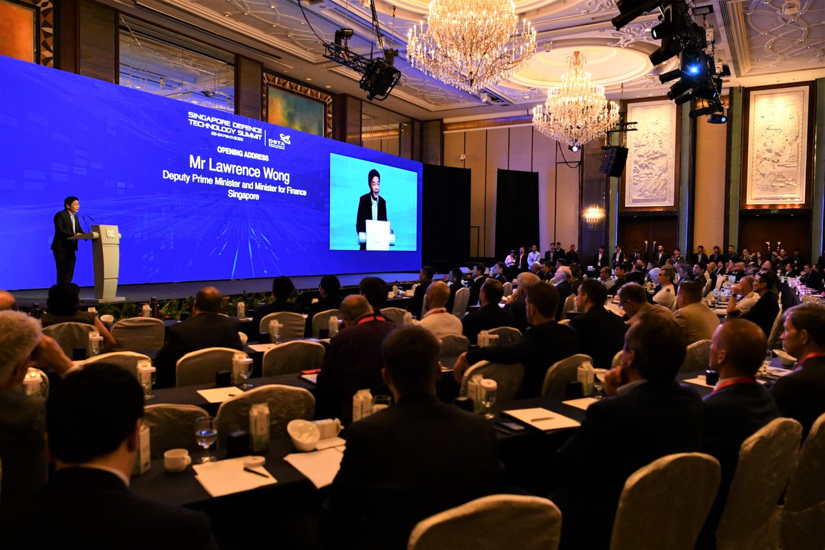 mindefsg's tweet photo. A warm welcome to some 1400 delegates of the Singapore Defence Technology Summit from 25 countries! From 22 - 24 Mar, the #sgtechsummit, organised by DSTA, will be a hub of exciting activities with rich exchange of knowledge and opinions.
@zaqym @LawrenceWongST https://t.co/DHyVRbwVdG