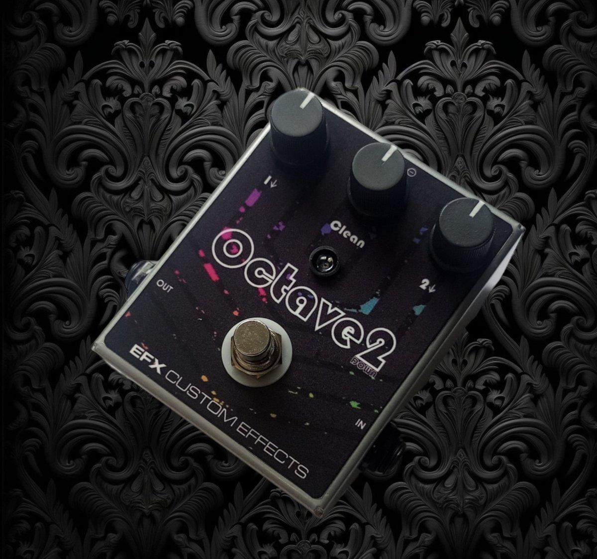 Nossa versão do oitavador Boss OC-2. 1 e 2 Octave Downs por R$399 🤑