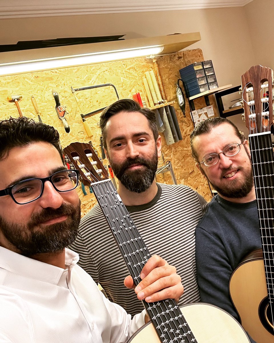 Microtonalgtrs's tweet photo. Two adjustable microtonal guitars v2.0 are ready made by @luthieranilaras 
One for @tolgahancogulu , one for @EmreUnlenen and Anadolu University.
#microtonal #microtonalguitar https://t.co/ifj4ucWcSS