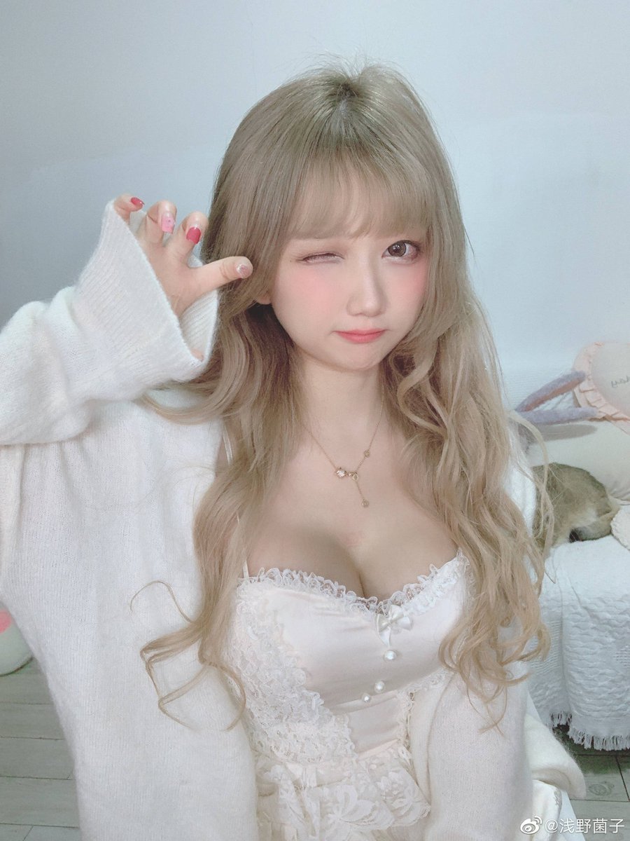 bigdick3916's tweet photo. #女神 #反差婊  #鸡巴套子 #颜射 #肉便器  #性奴 #母狗  #羞辱  #骚货 #骚穴 #意淫 #淫荡 #精液 #浅野菌子  #舞见 #便器 #婊子 #受孕奴 全套写真 看主页置顶 https://t.co/OUZ0aP6wq9