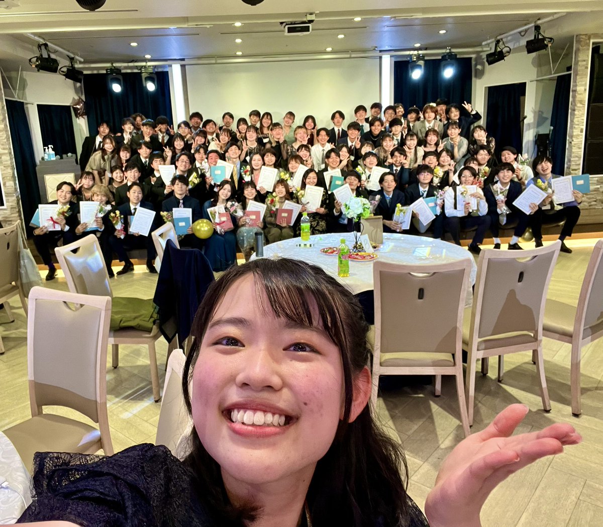 nspispispispi's tweet photo. 3/22→追いコン🌸
3/23→卒業式🎓

卒業される20~22期の皆さんおめでとうございますぴ🎉✨
コロナで色々制限された活動の中、インスピを盛り上げる為に頑張ってくれてありがとうすぴ！

このサークルでの経験、想い出が一生残りますように🍀

#inspiritualvoices
#卒業おめでとうございます https://t.co/UR1P9bGO8Y